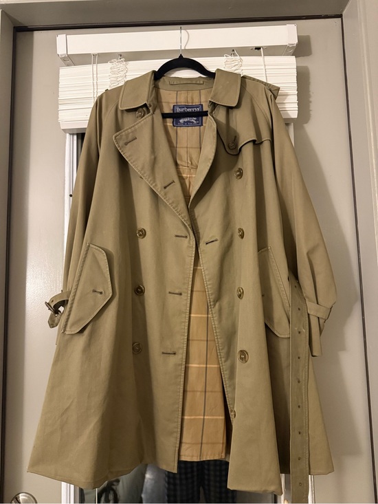 Burberry Jackets & Blazers - Burberry army green Women's Trench Coat with Belt